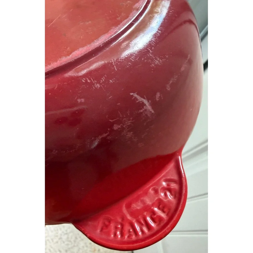 Le Creuset le creuset